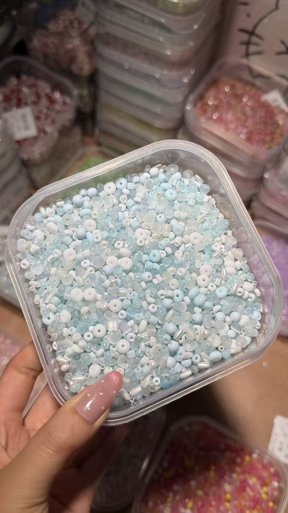 【海外セレクト】ビーズ１０色展開（50g）